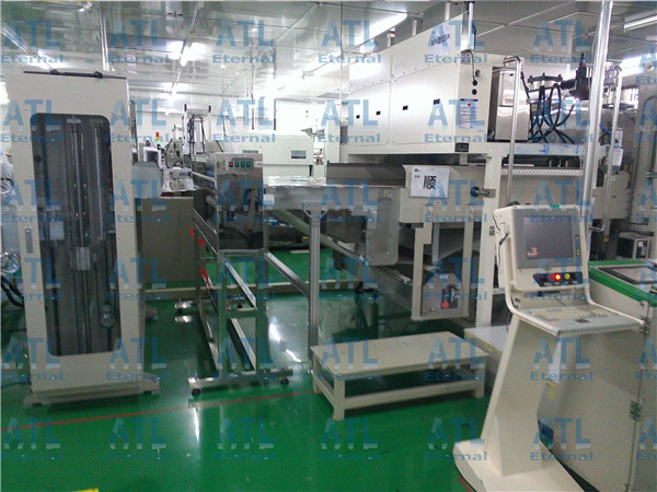 偏光片模切前清洁